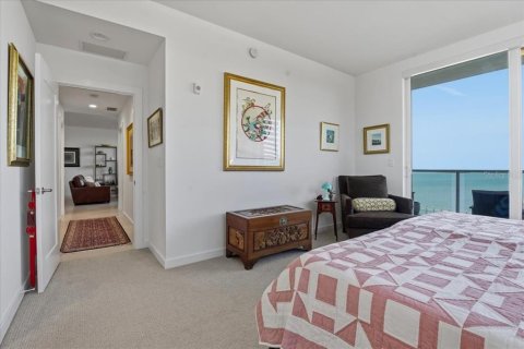 Купить кондоминиум в Клируотер, Флорида 5 комнат, 181.44м2, № 2151413 - фото 25
