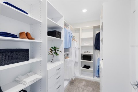 Townhouse in Orlando, Florida 4 bedrooms, 171.59 sq.m. № 2095727 - photo 24