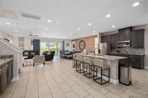 Villa ou maison à vendre à Kissimmee, Floride: 11 chambres, 510.59 m2 № 2406734 - photo 27