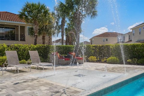 Villa ou maison à vendre à Kissimmee, Floride: 11 chambres, 510.59 m2 № 2406734 - photo 16
