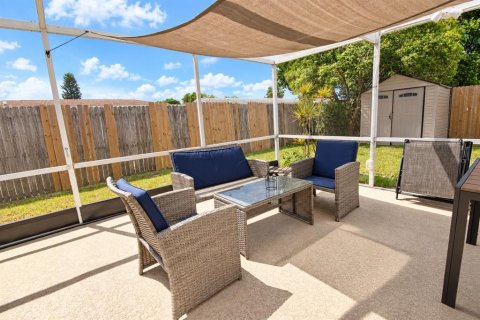 Casa en venta en Port Richey, Florida, 3 dormitorios, 102.19 m2 № 2387473 - foto 22