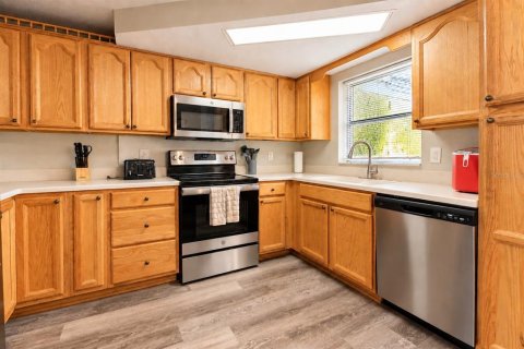 Casa en venta en Port Richey, Florida, 3 dormitorios, 102.19 m2 № 2387473 - foto 8