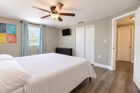 Casa en venta en Port Richey, Florida, 3 dormitorios, 102.19 m2 № 2387473 - foto 14