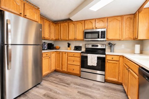 Casa en venta en Port Richey, Florida, 3 dormitorios, 102.19 m2 № 2387473 - foto 10