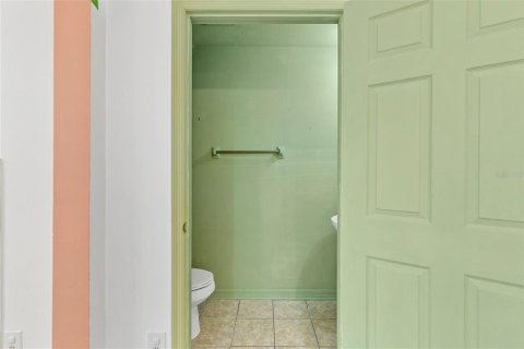 Adosado en venta en Sarasota, Florida, 2 dormitorios, 116.31 m2 № 2308934 - foto 17