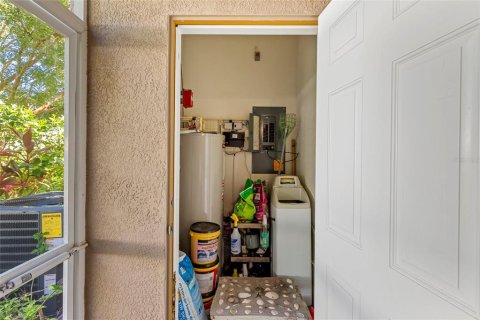 Adosado en venta en Sarasota, Florida, 2 dormitorios, 116.31 m2 № 2308934 - foto 19