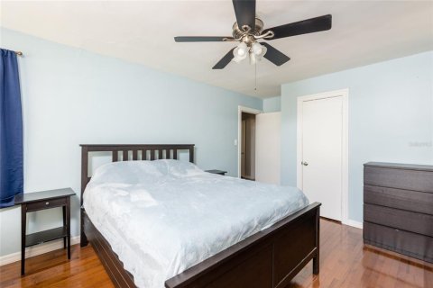 Casa en venta en Tampa, Florida, 4 dormitorios, 163.23 m2 № 1676062 - foto 23