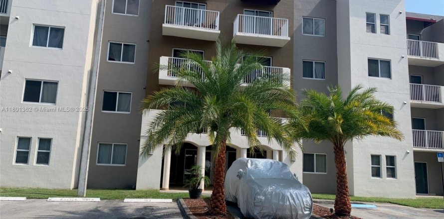 Condominio en Cutler Bay, Florida, 2 dormitorios  № 1742283