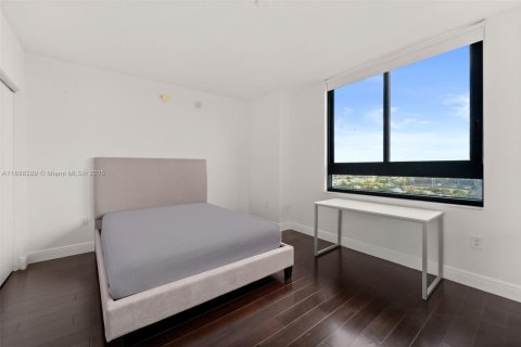 Condo in Miami Beach, Florida, 2 bedrooms  № 1954303 - photo 14