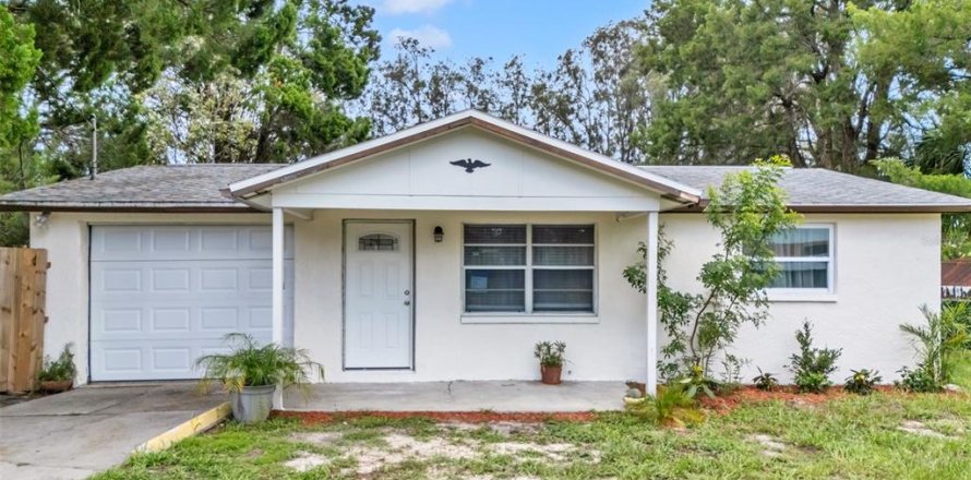 Casa en Hudson, Florida 2 dormitorios, 67.63 m2 № 2383478
