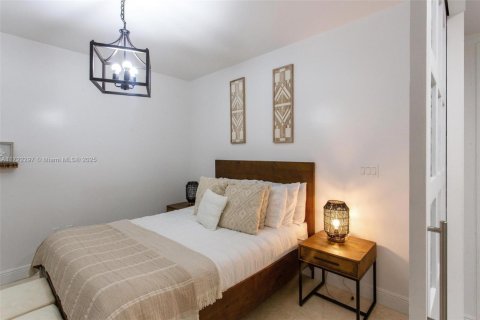 Copropriété à louer à Hallandale Beach, Floride: 1 chambre, 78.41 m2 № 1702431 - photo 25