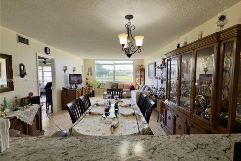Condo in Margate, Florida, 2 bedrooms  № 1988826 - photo 6