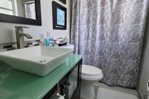 House in Port St. Lucie, Florida 3 bedrooms, 134.34 sq.m. № 2185457 - photo 15