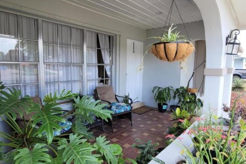 House in Port St. Lucie, Florida 3 bedrooms, 134.34 sq.m. № 2185457 - photo 7