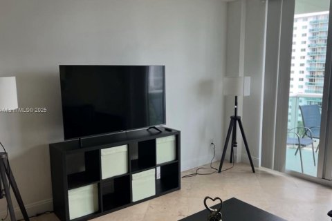 Copropriété à louer à Sunny Isles Beach, Floride: 1 chambre, 93.37 m2 № 1929092 - photo 2