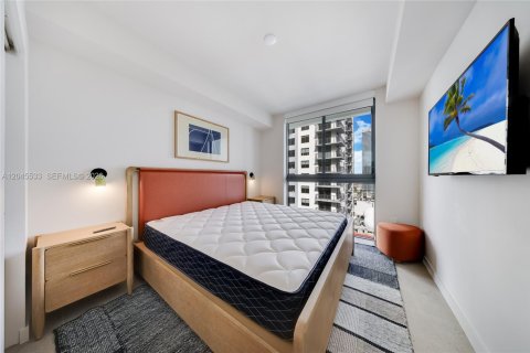 Купить кондоминиум в Майами, Флорида 2 спальни, 70.05м2, № 2176460 - фото 13
