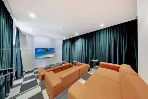 Купить кондоминиум в Майами, Флорида 2 спальни, 70.05м2, № 2176460 - фото 24