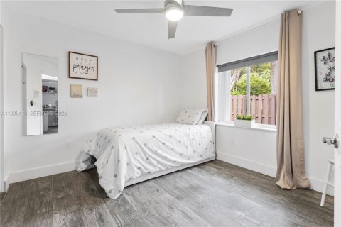 Villa ou maison à vendre à Doral, Floride: 4 chambres, 201.41 m2 № 1996578 - photo 23