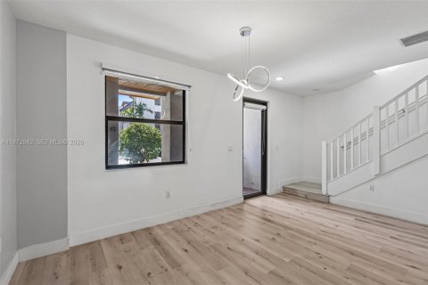 Купить кондоминиум в Дорал, Флорида 3 спальни, 132.39м2, № 2186485 - фото 3