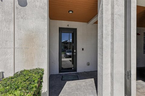 Купить кондоминиум в Дорал, Флорида 3 спальни, 132.39м2, № 2186485 - фото 2