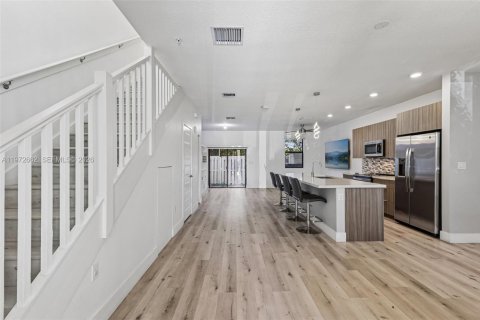 Купить кондоминиум в Дорал, Флорида 3 спальни, 132.39м2, № 2186485 - фото 6
