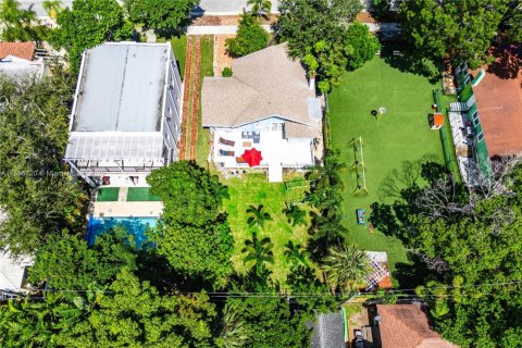 House in West Palm Beach, Florida 2 bedrooms, 97.92 sq.m. № 2169629 - photo 25