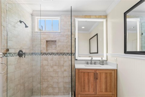 House in West Palm Beach, Florida 2 bedrooms, 97.92 sq.m. № 2169629 - photo 21