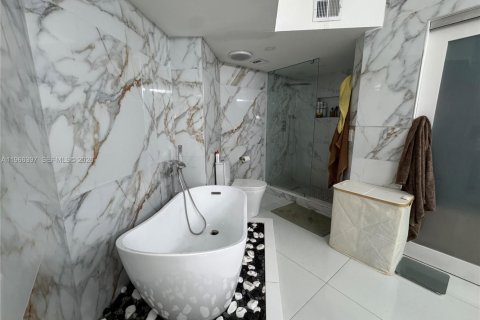 Copropriété à louer à Aventura, Floride: 2 chambres, 130.34 m2 № 2027928 - photo 9