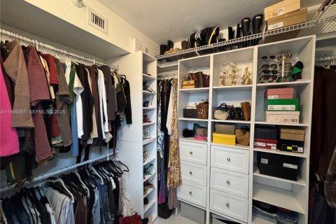 Copropriété à louer à Aventura, Floride: 2 chambres, 130.34 m2 № 2027928 - photo 11