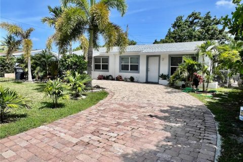 House in North Lauderdale, Florida 4 bedrooms, 164.25 sq.m. № 1827451 - photo 27