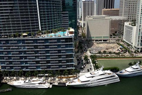 Купить кондоминиум в Майами, Флорида 2 спальни, № 2053654 - фото 3