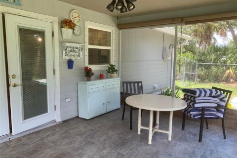 Casa en venta en Port Charlotte, Florida, 2 dormitorios, 93.65 m2 № 1815514 - foto 25