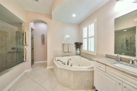 House in Apollo Beach, Florida 4 bedrooms, 278.61 sq.m. № 1426483 - photo 30