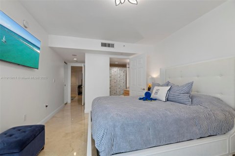 Copropriété à louer à Sunny Isles Beach, Floride: 3 chambres, 205.31 m2 № 1970595 - photo 24