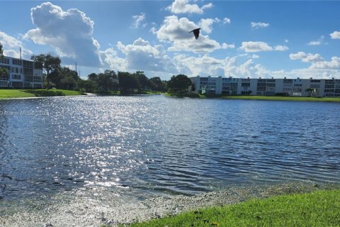 Copropriété à vendre à Deerfield Beach, Floride: 1 chambre, 65.03 m2 № 1942463 - photo 27