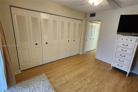 Copropriété à vendre à Deerfield Beach, Floride: 1 chambre, 65.03 m2 № 1942463 - photo 12