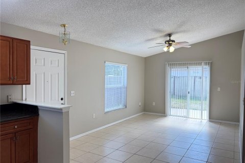 House in Orlando, Florida 3 bedrooms, 92.53 sq.m. № 2430997 - photo 6