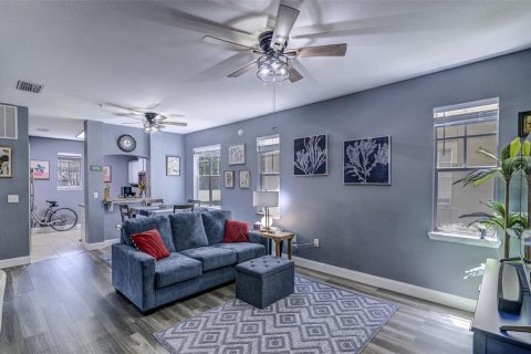 Copropriété à vendre à Lake Mary, Floride: 1 chambre, 77.76 m2 № 1777186 - photo 2