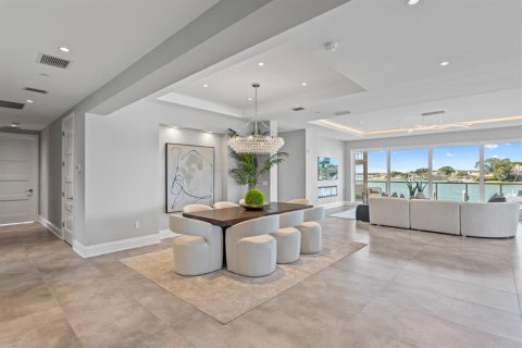 Condominio en venta en Saint Petersburg, Florida, 4 dormitorios, 354.89 m2 № 246461 - foto 4