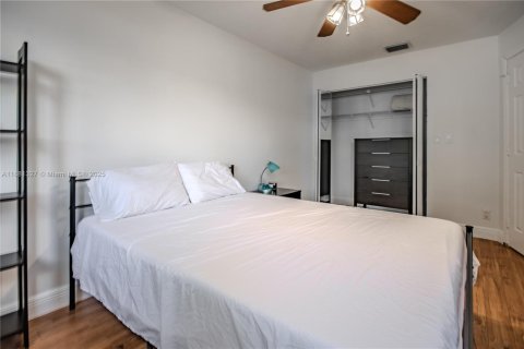 Townhouse in Margate, Florida 2 bedrooms, 117.61 sq.m. № 2017210 - photo 10