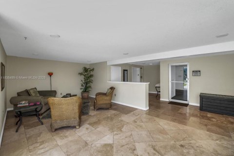 Copropriété à vendre à Lantana, Floride: 1 chambre, 49.33 m2 № 1939361 - photo 22