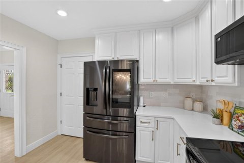Adosado en venta en Safety Harbor, Florida, 3 dormitorios, 198.53 m2 № 2234283 - foto 16