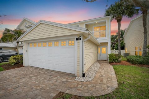 Adosado en Safety Harbor, Florida 3 dormitorios, 198.53 m2 № 2234283