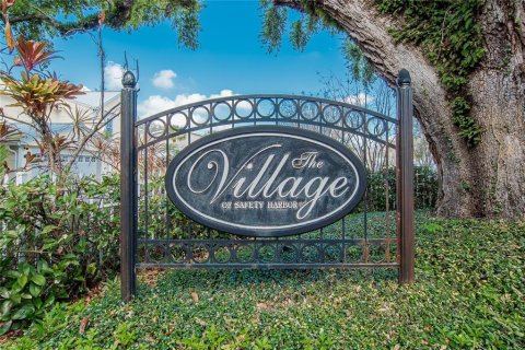 Adosado en venta en Safety Harbor, Florida, 3 dormitorios, 198.53 m2 № 2234283 - foto 2