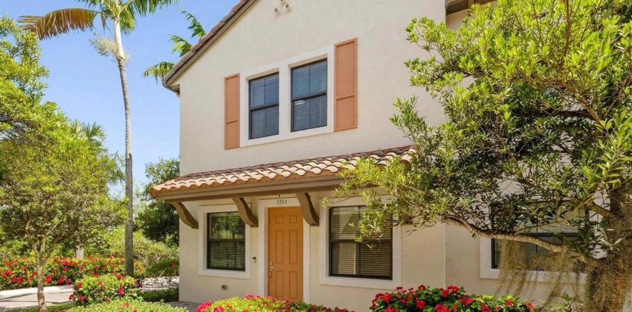 Touwnhouse à Sunrise, Floride 3 chambres, 151.24 m2 № 2390566