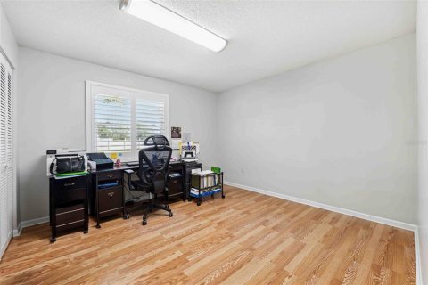House in Tarpon Springs, Florida 3 bedrooms, 137.68 sq.m. № 1757549 - photo 26