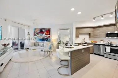 Condo in Boca Raton, Florida, 2 bedrooms № 1805947 - photo 4