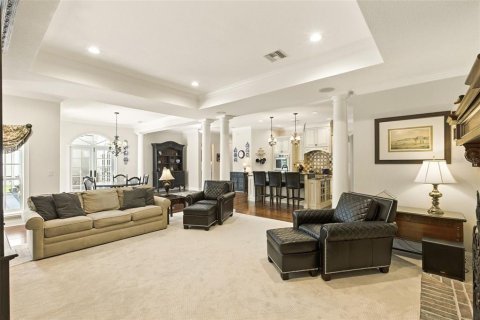 House in Windermere, Florida 5 bedrooms, 469.34 sq.m. № 1821494 - photo 27