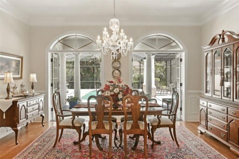 House in Windermere, Florida 5 bedrooms, 469.34 sq.m. № 1821494 - photo 12