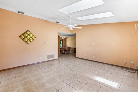 House in Daytona Beach, Florida 2 bedrooms, 127 sq.m. № 1816024 - photo 2